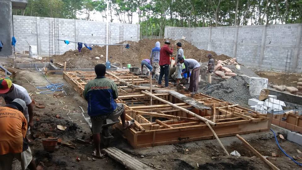 Kontraktor Kolam Renang, Peralatan Kolam Renang, Keramik Mosaik Kolam Renang